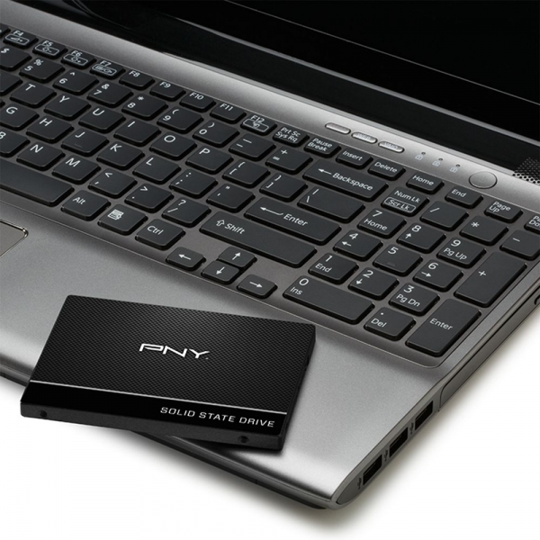 PNY CS900 2TB 2.5吋SSD 開箱測試- 滄者極限